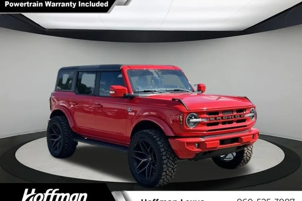 2021 Ford Bronco photo 1