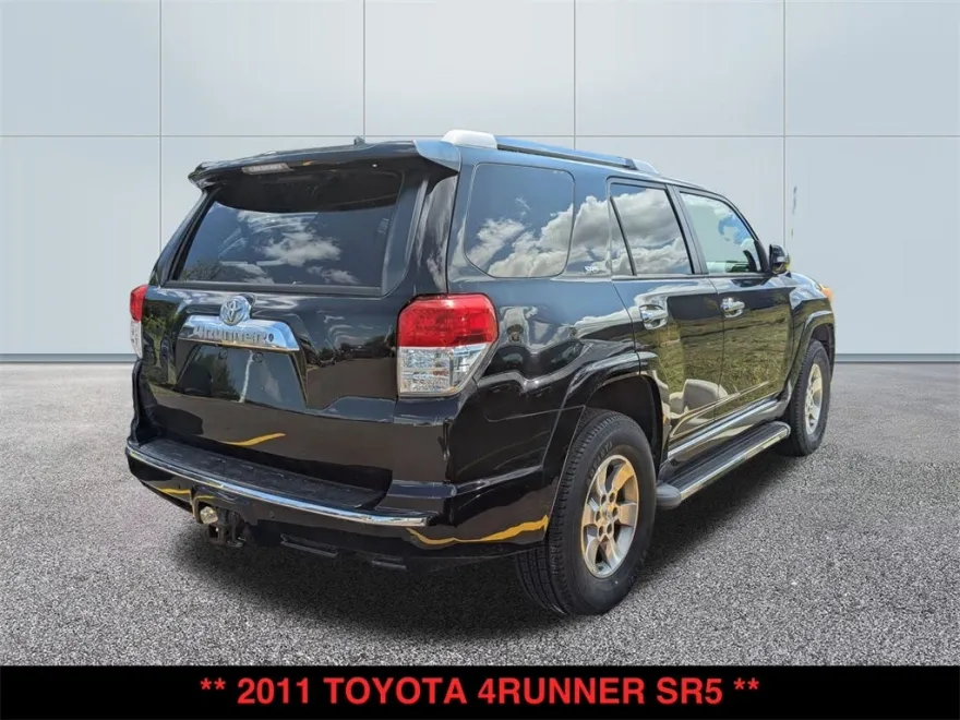 2011 Toyota 4Runner SR5 photo 1