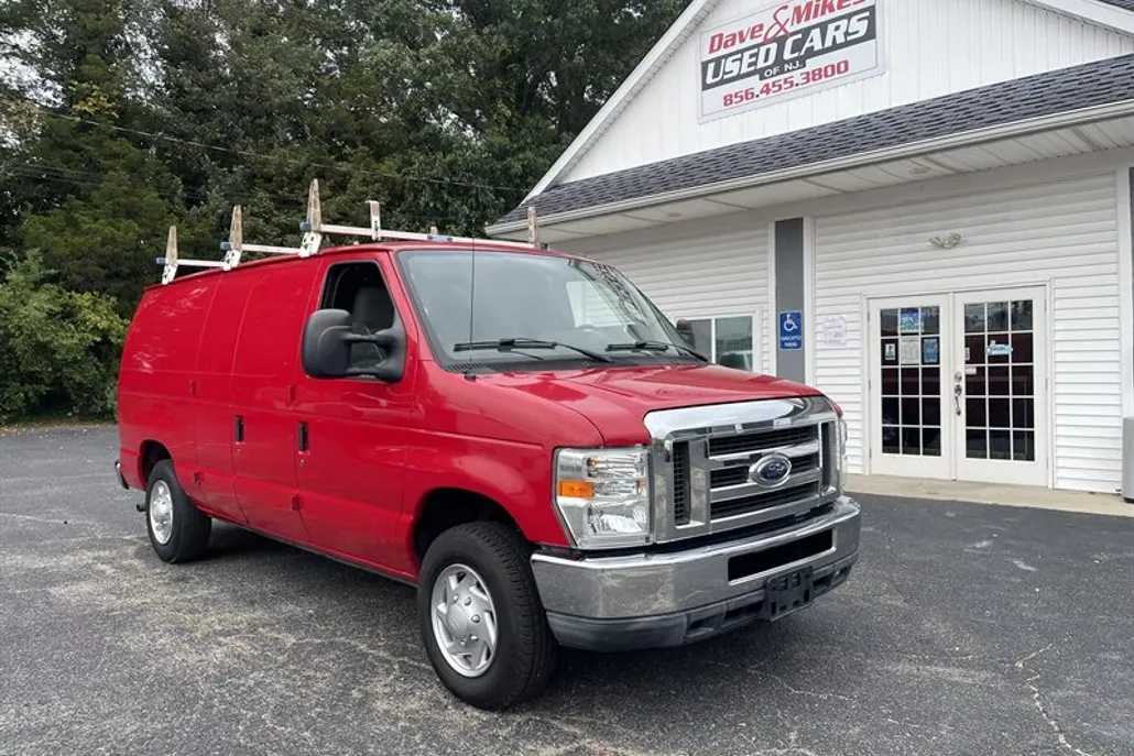 2012 Ford E-150 photo 1