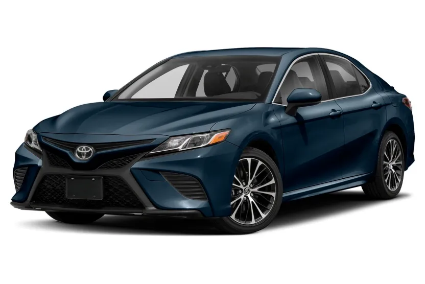 2019 Toyota Camry SE photo 1