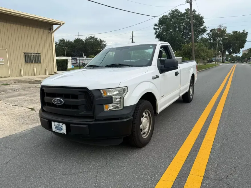 2016 Ford F-150 photo 1