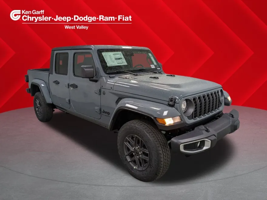 2025 Jeep Gladiator Sport S photo 1