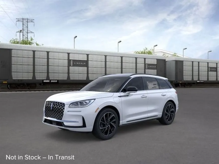 2025 Lincoln Corsair Grand Touring photo 1
