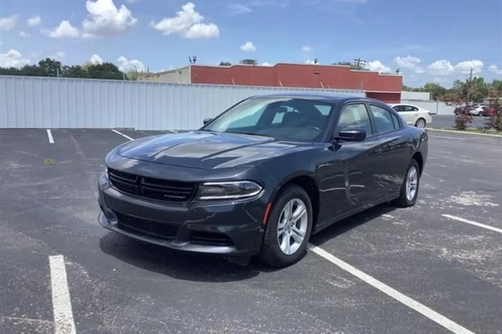 2019 Dodge Charger SXT photo 1