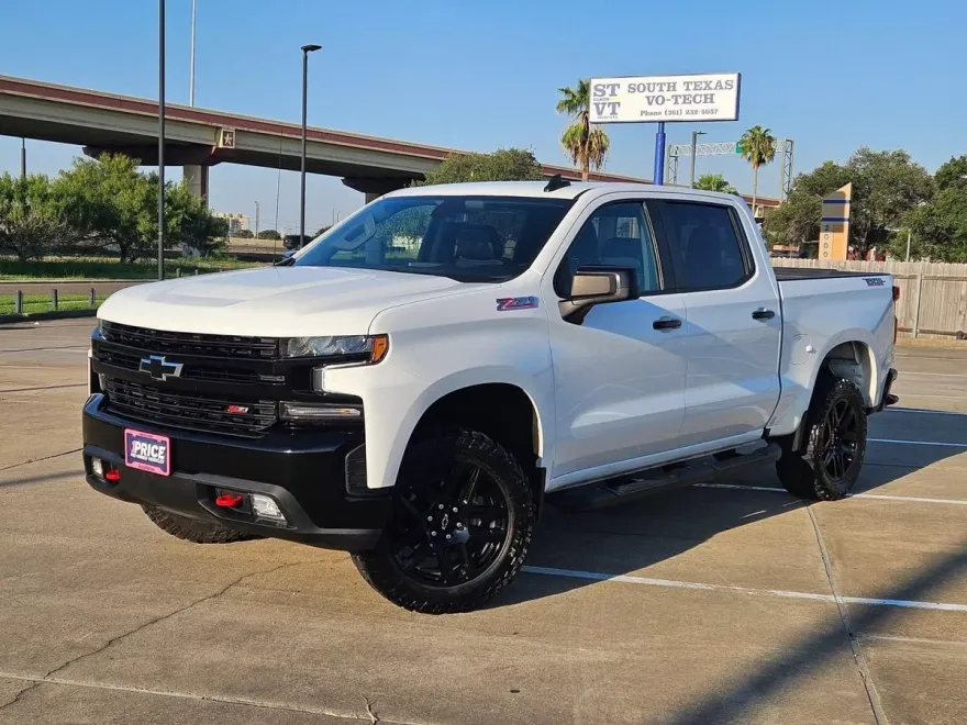 2021 Chevrolet Silverado 1500 LT Trail Boss photo 1