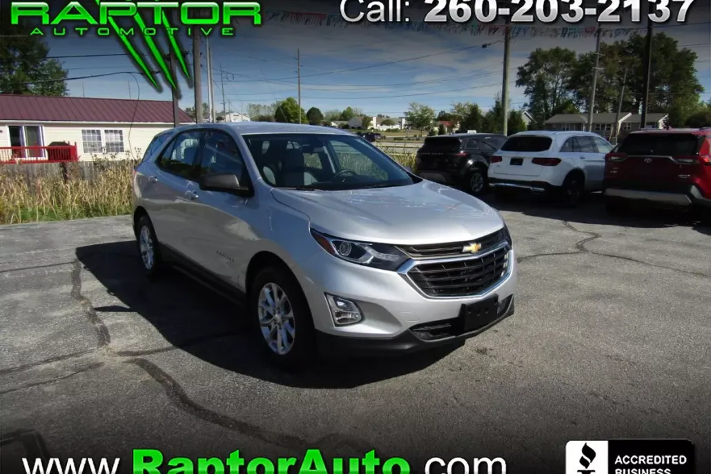 2019 Chevrolet Equinox LS photo 1