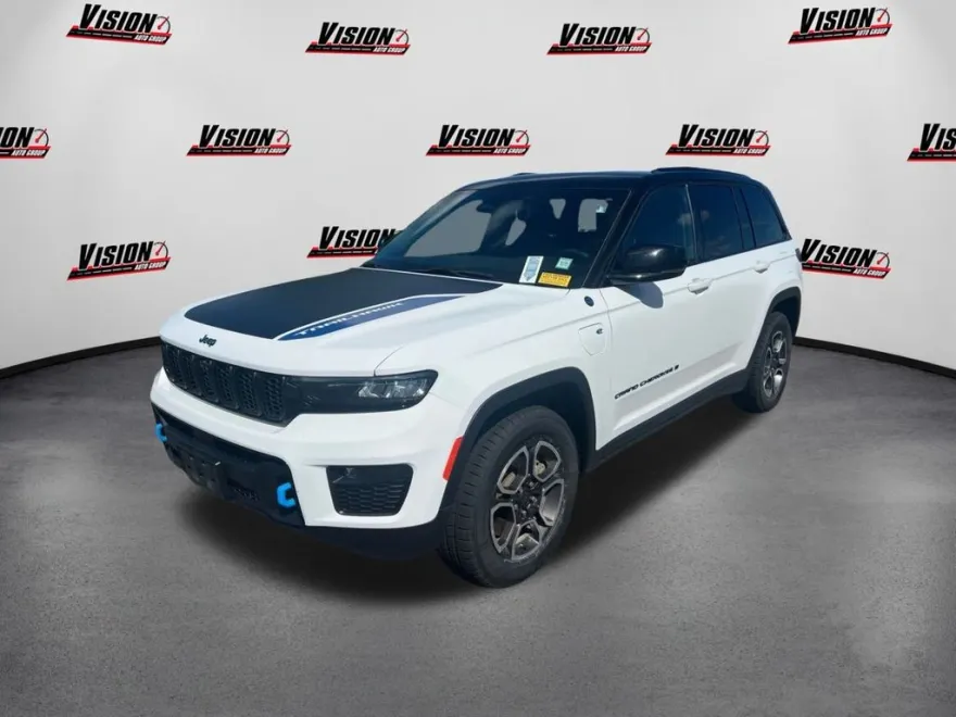 2023 Jeep Grand Cherokee Trailhawk 4xe photo 1