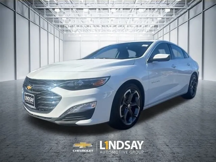 2023 Chevrolet Malibu 1LT photo 1