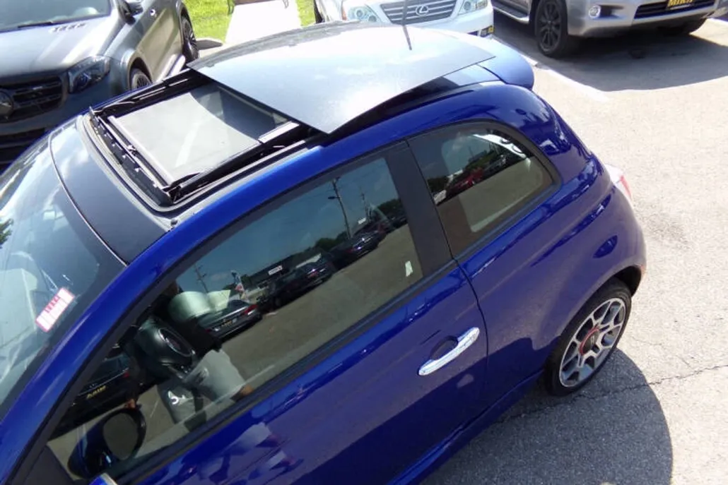2012 Fiat 500 Sport photo 1
