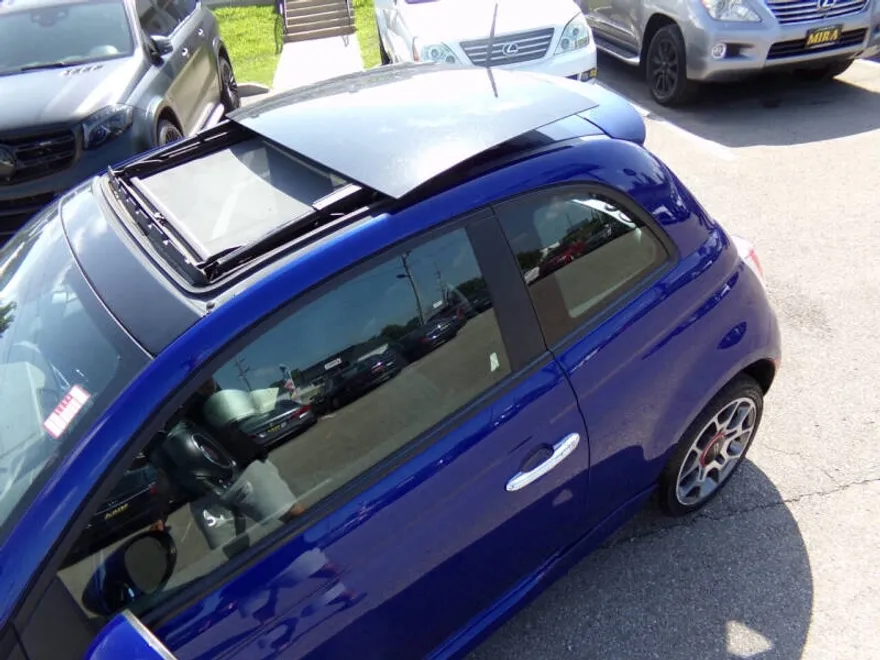 2012 Fiat 500 Sport photo 1
