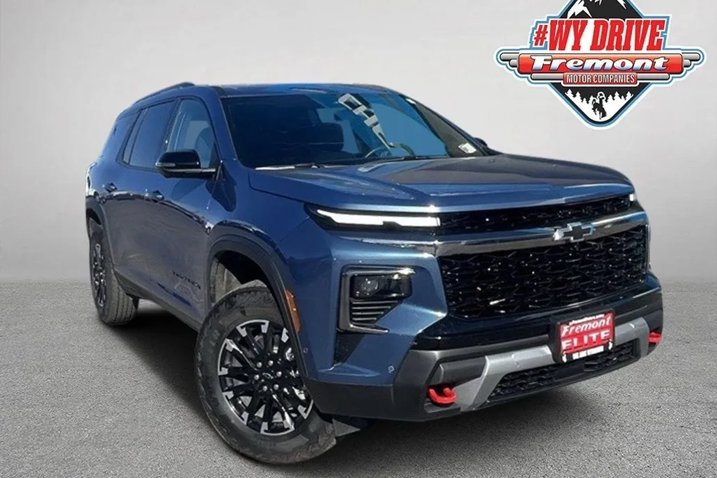 2025 Chevrolet Traverse Z71 photo 1