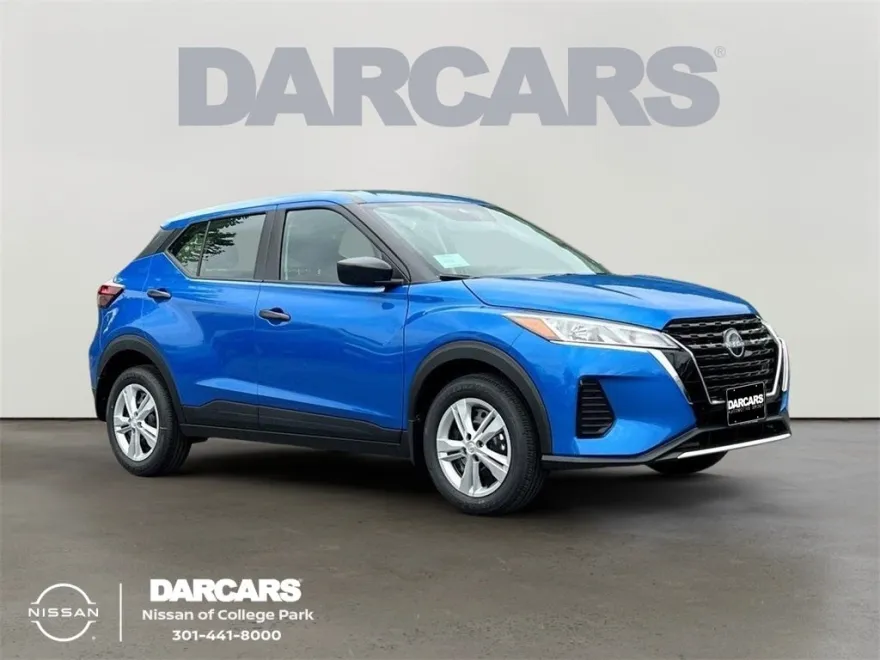 2025 Nissan Kicks Play S photo 1