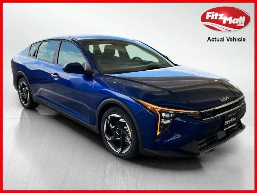 2025 Kia K4 EX photo 1