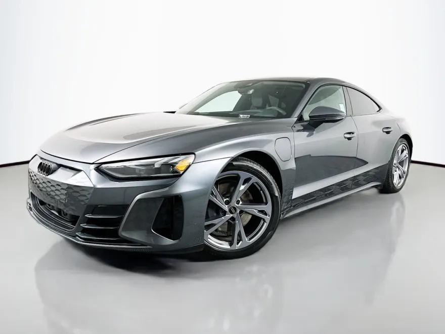 2023 Audi e-tron GT Premium Plus photo 1