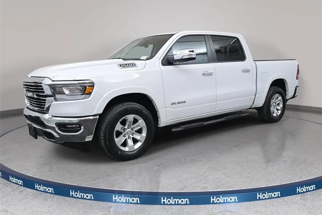 2022 Ram 1500 Laramie photo 1