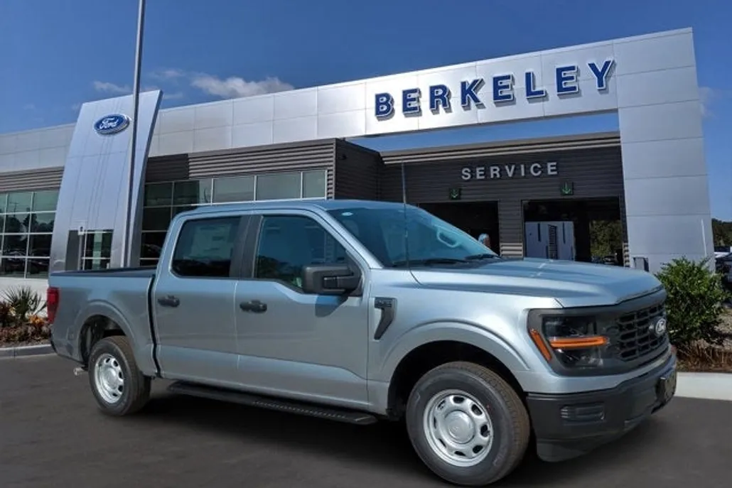 2025 Ford F-150 XL photo 1