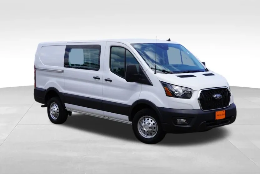 2023 Ford Transit photo 1
