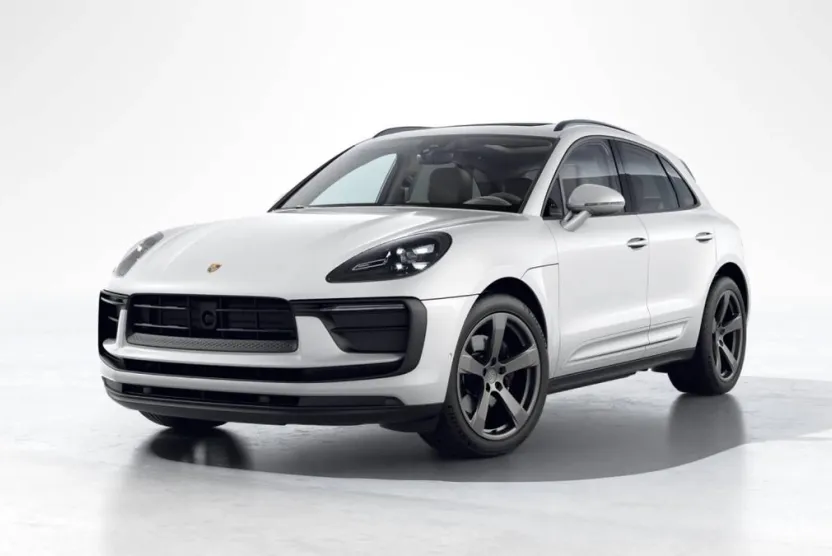 2026 Porsche Macan T photo 1
