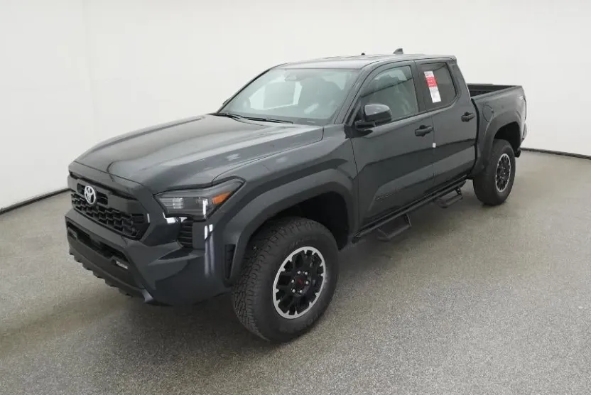 2025 Toyota Tacoma TRD Off-Road photo 1
