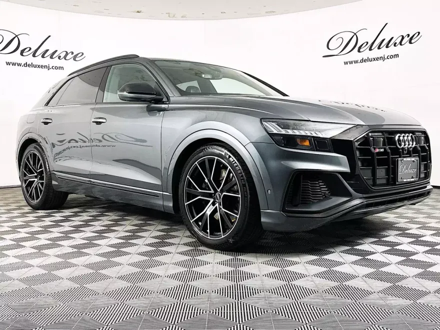 2021 Audi SQ8 Prestige photo 1