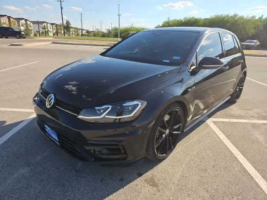 2019 Volkswagen Golf R 4Motion photo 1