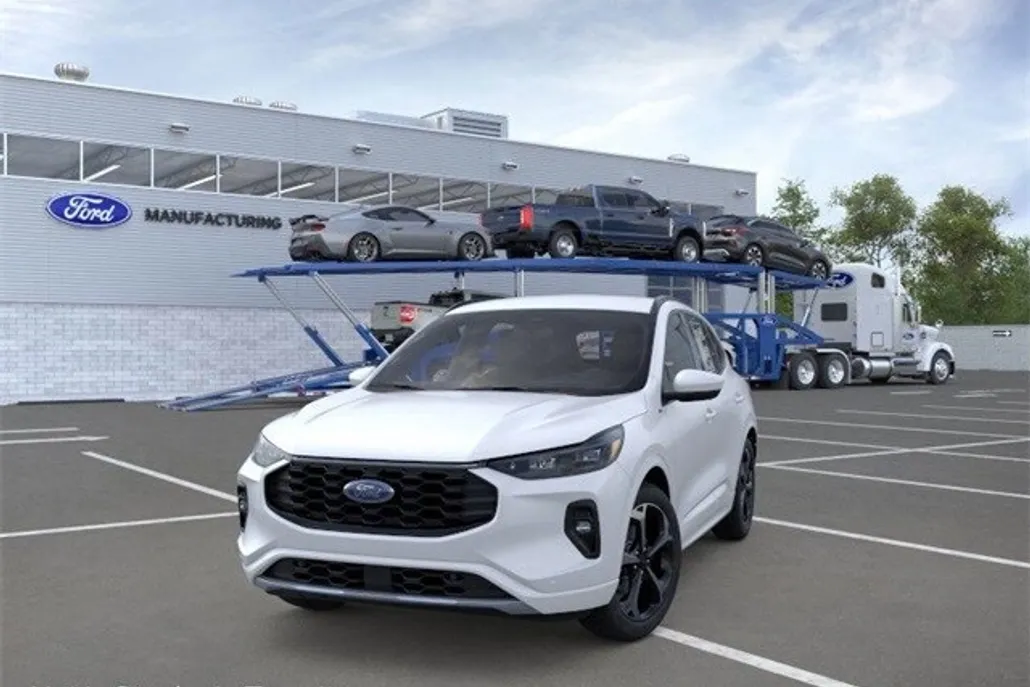 2025 Ford Escape Hybrid ST-Line Elite photo 1