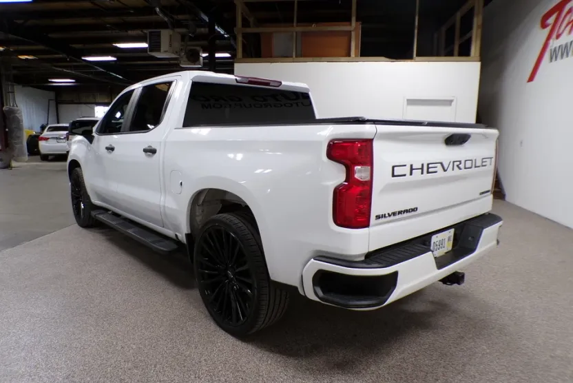 2022 Chevrolet Silverado 1500 Custom photo 1