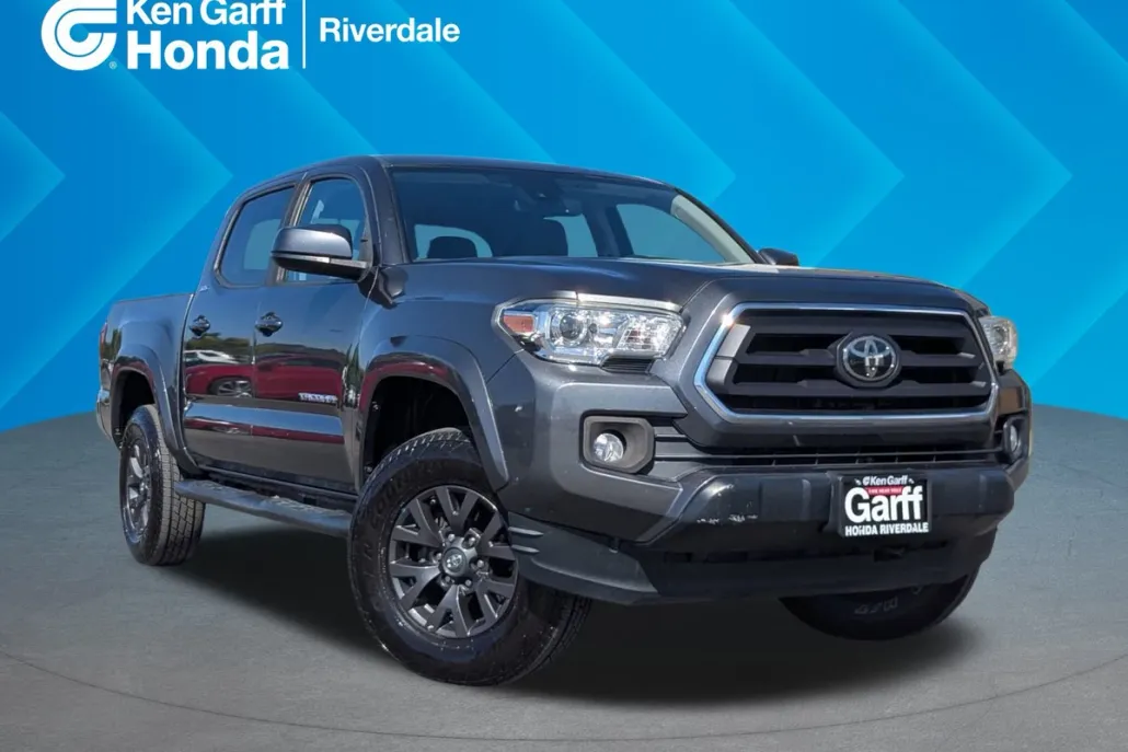 2020 Toyota Tacoma SR5 photo 1