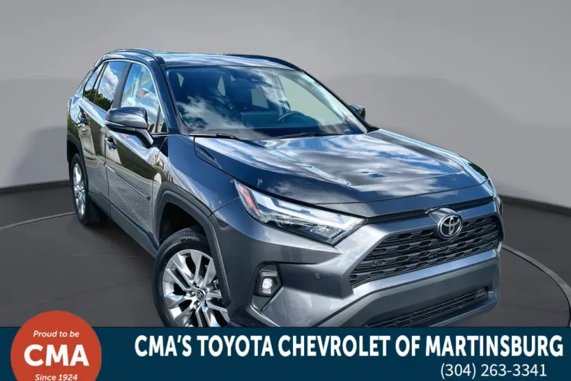 2023 Toyota RAV4 XLE Premium photo 1