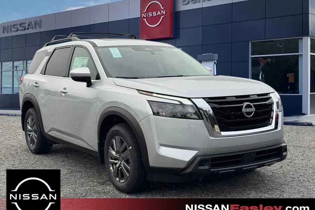 2025 Nissan Pathfinder SV photo 1