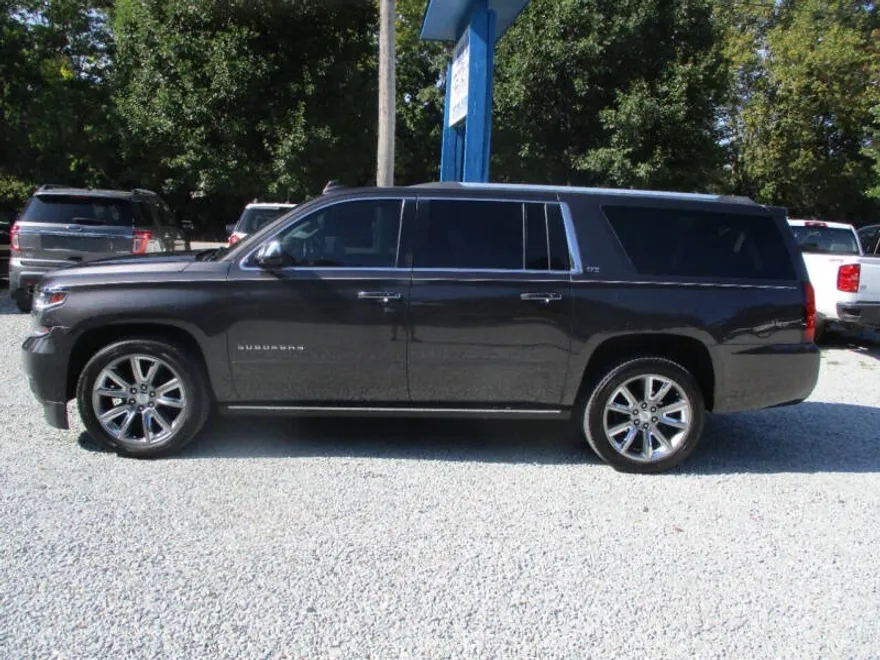 2016 Chevrolet Suburban LTZ photo 1