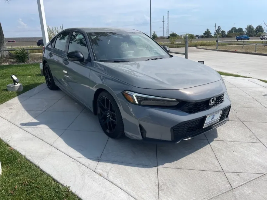 2025 Honda Civic Hatchback Sport photo 1