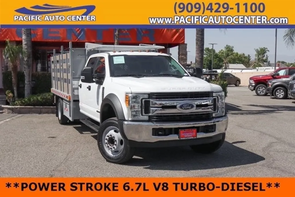 2017 Ford F-550 XLT photo 1