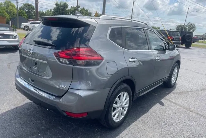 2020 Nissan Rogue S photo 1