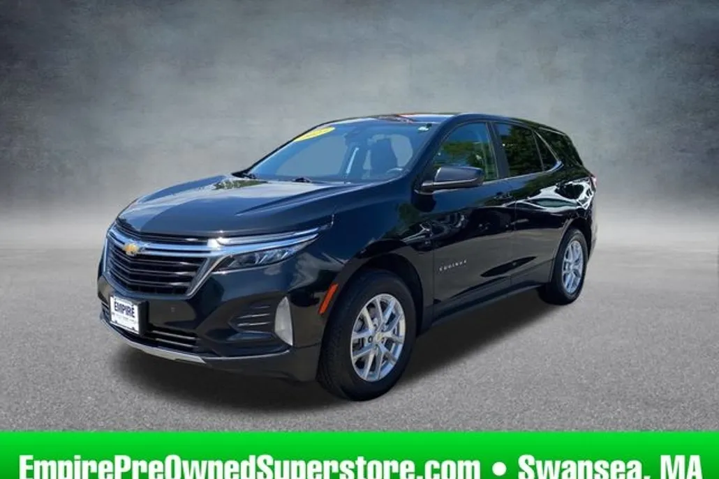2023 Chevrolet Equinox LT photo 1