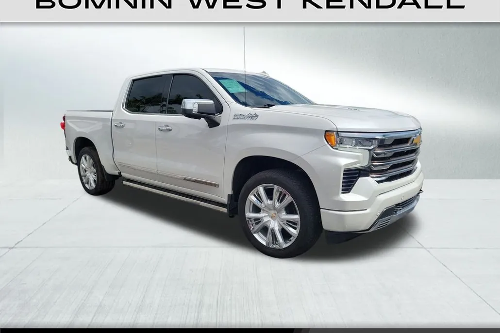 2022 Chevrolet Silverado 1500 High Country photo 1