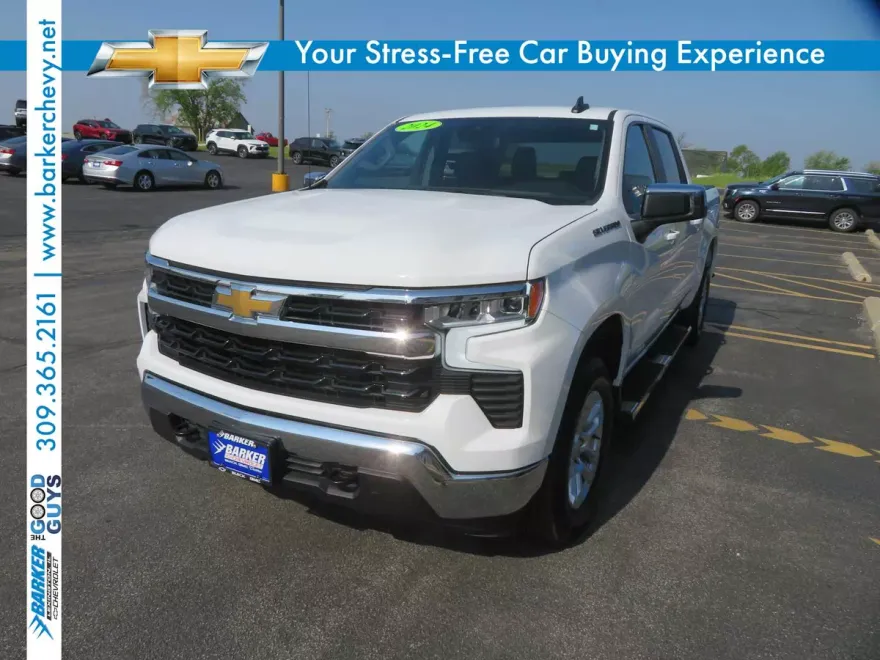 2024 Chevrolet Silverado 1500 LT photo 1