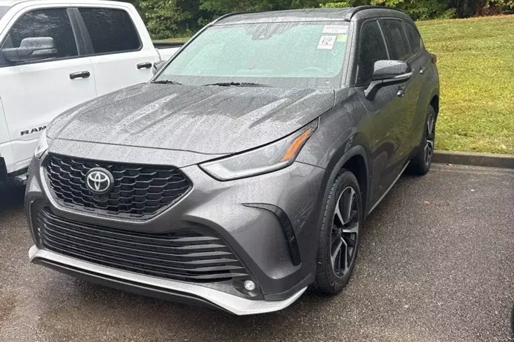2022 Toyota Highlander XSE photo 1