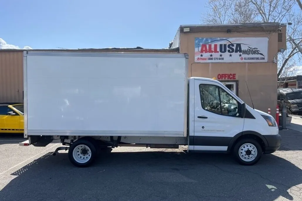2018 Ford Transit photo 1