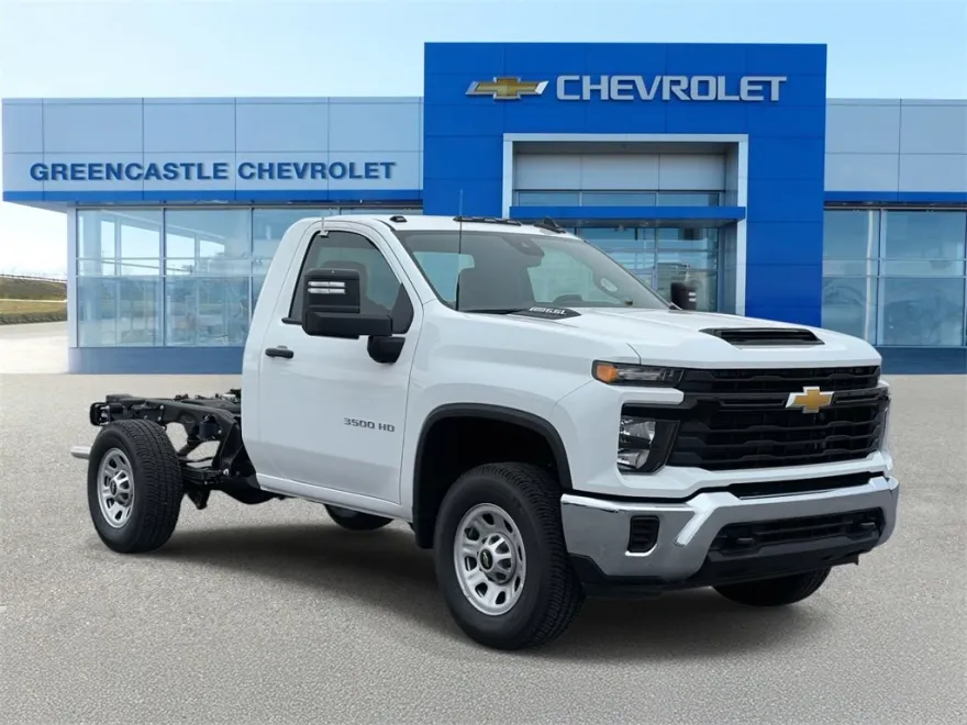 2025 Chevrolet Silverado 3500HD photo 1