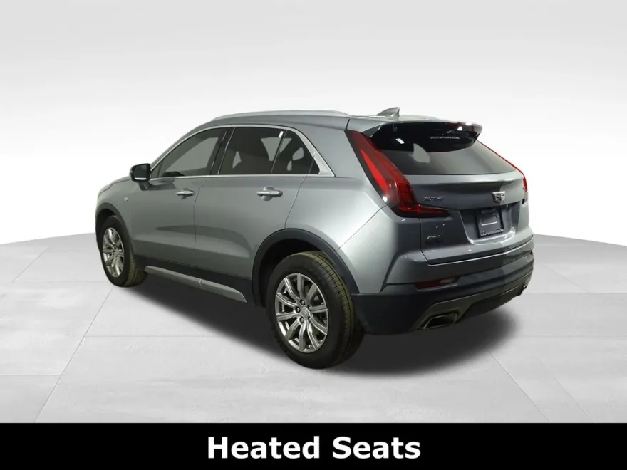 2023 Cadillac XT4 Premium Luxury photo 1