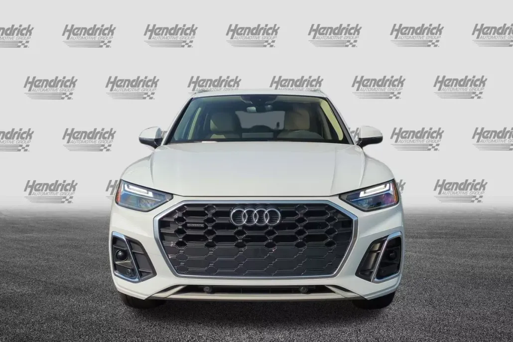 2022 Audi Q5 S line Premium photo 1