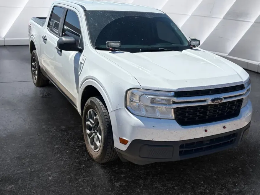 2024 Ford Maverick XLT photo 1