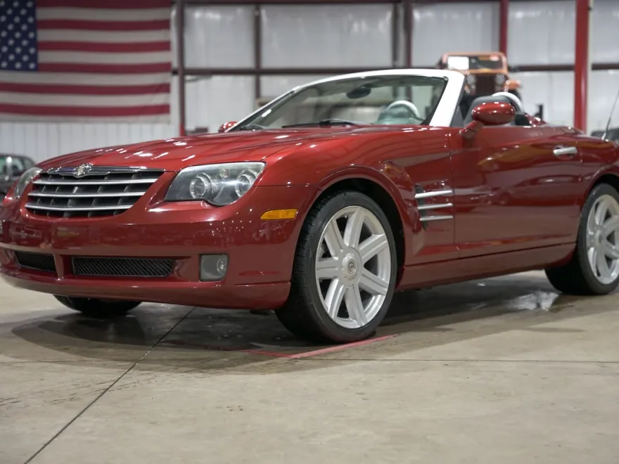 2005 Chrysler Crossfire Base photo 1