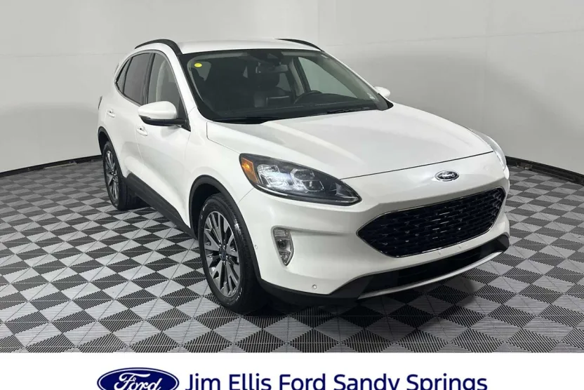 2020 Ford Escape Titanium photo 1