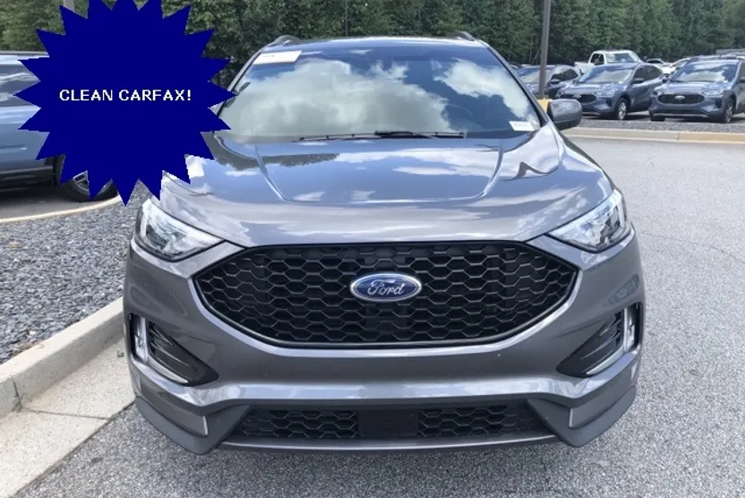 2022 Ford Edge ST photo 1