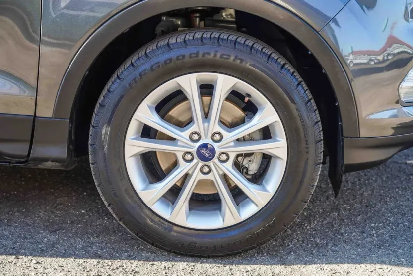 2018 Ford Escape SE photo 1