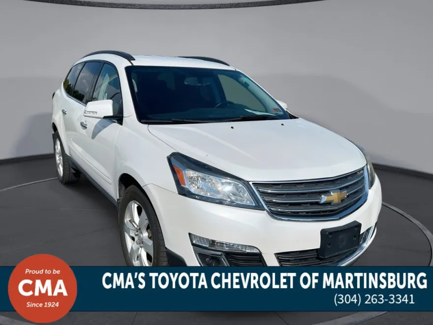 2017 Chevrolet Traverse 1LT photo 1