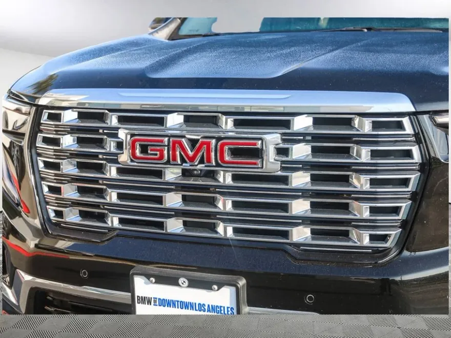 2024 Gmc Acadia Denali photo 1