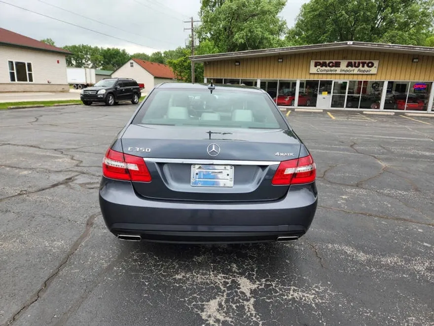 2013 Mercedes Benz E 350 4MATIC photo 1